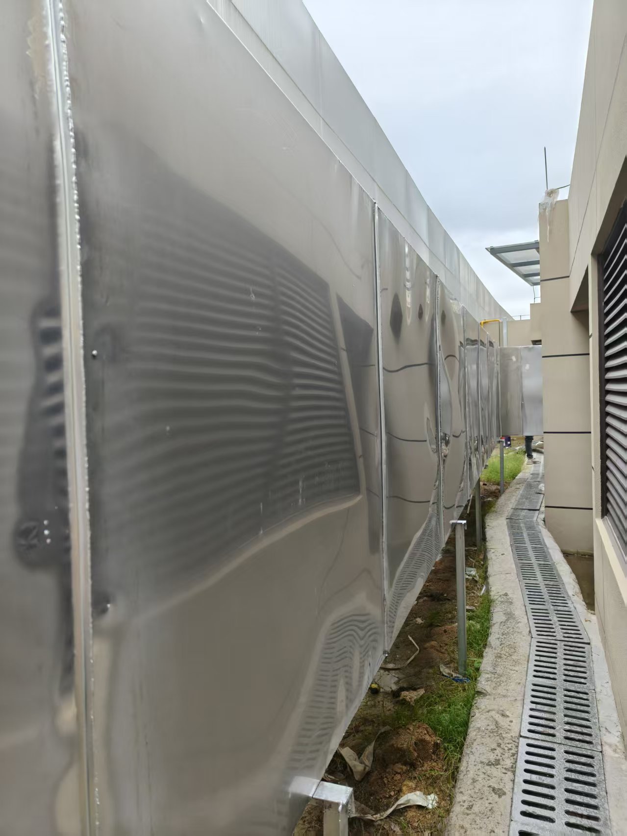 1748937974125529.jpg 1748937974125529.jpg